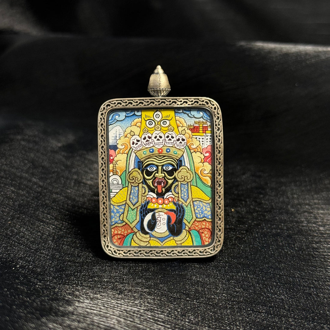 Thangkamarket Zakirlam Potala Palace Thangka: The Female Guardian and Wealth Goddess