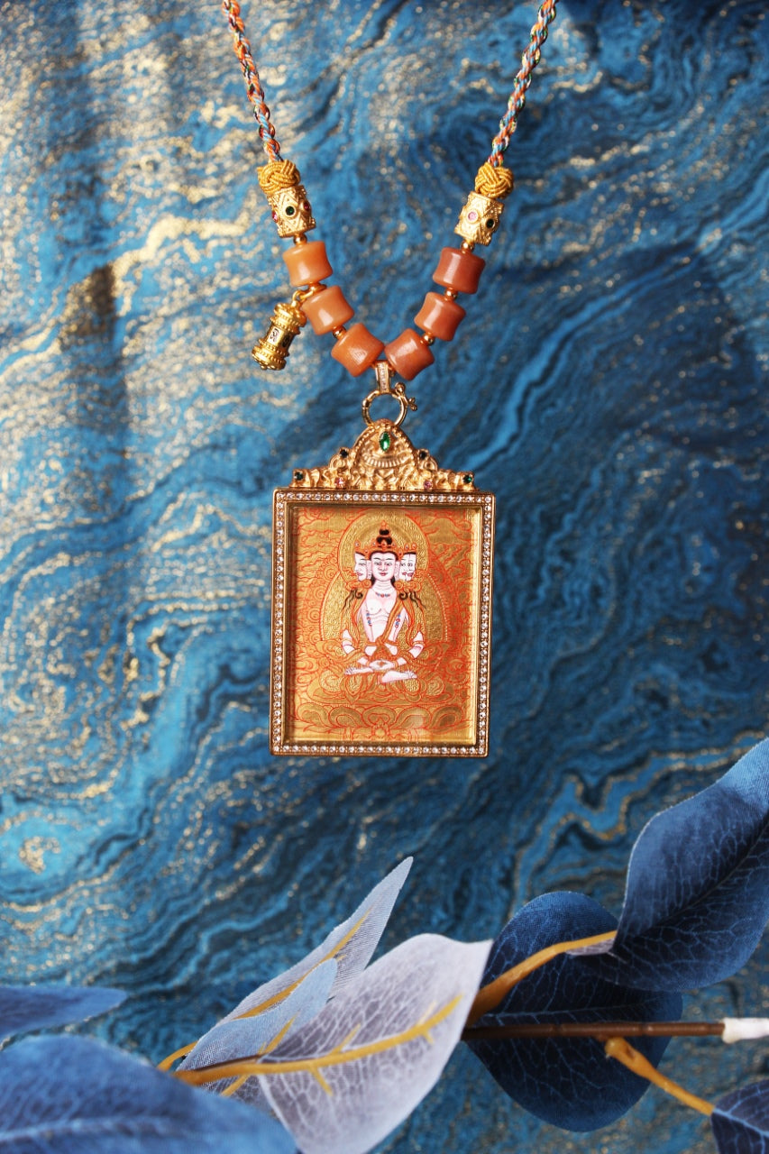 Full display of hand-painted Vairocana Buddha mini thangka pendant in Rebgong gold thangka tradition, highlighting balanced iconographic proportions, mineral pigment coloration, and double-sided titanium steel casing