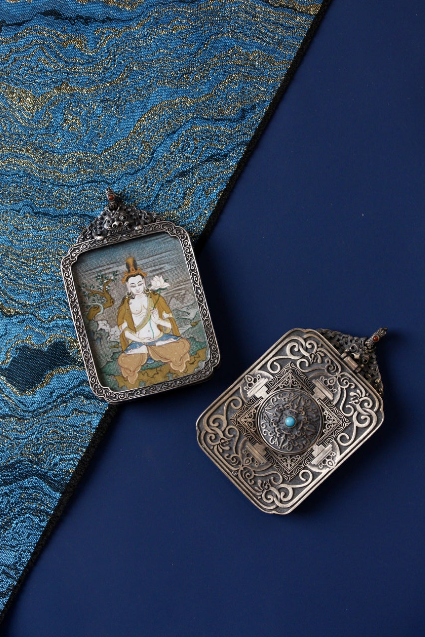 Hand-painted Mahasthamaprapta Bodhisattva mini thangka pendant with vintage silver gawu case, front painting and ornate back shown