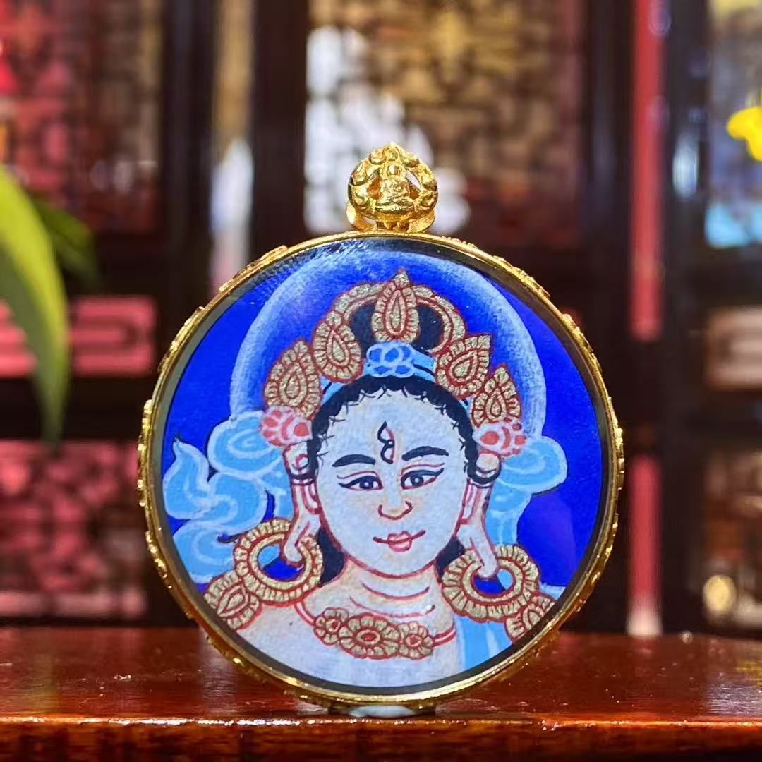 Front view of White Tara (Sitatara) Tibetan mini thangka pendant, double-sided hand-painted in 18K gold, Rebgong tradition
