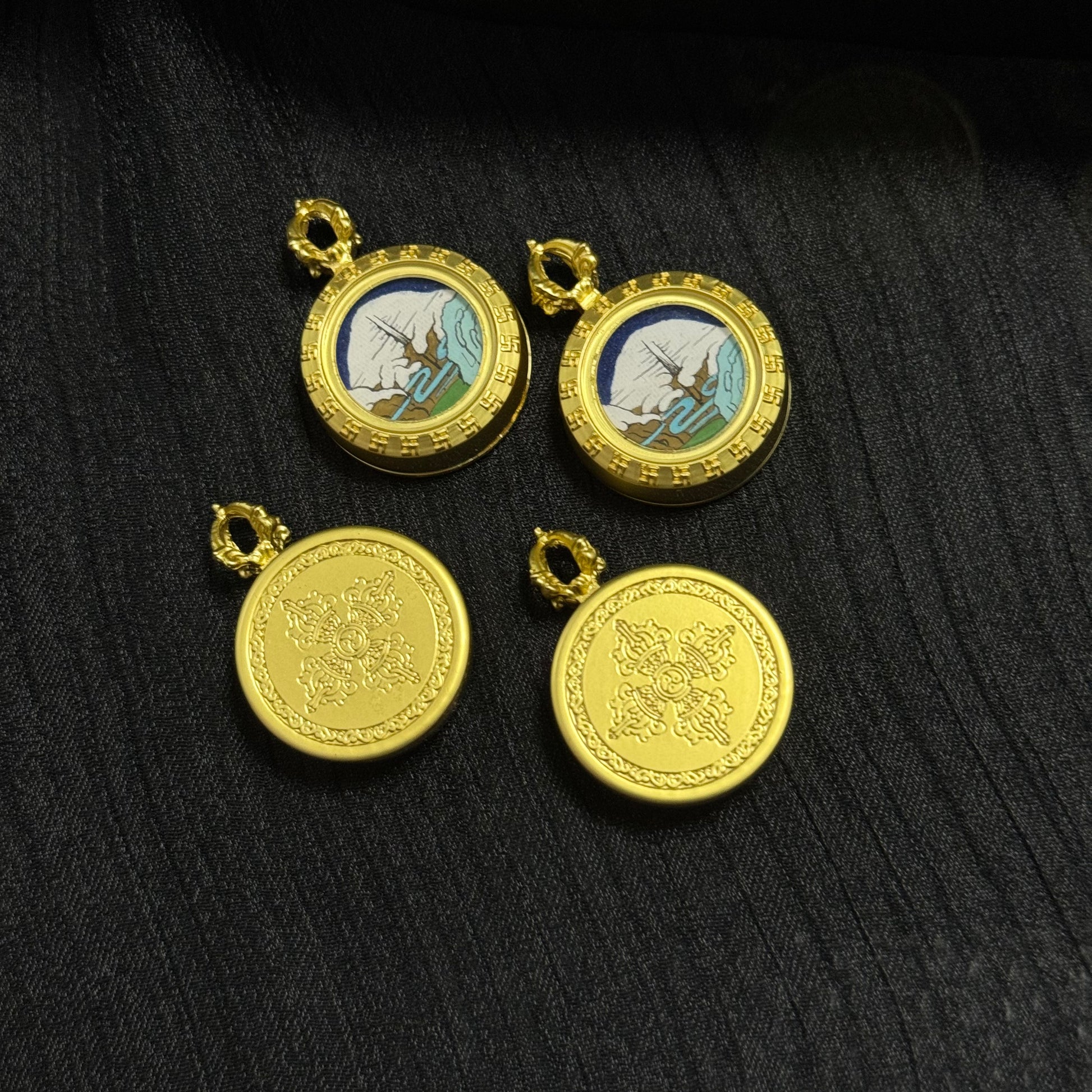 Front and back detail of Mount Kailash Golden Summit mini thangka pendant, hand-painted Rebgong mountain scene with traditional Tibetan vajra pattern back