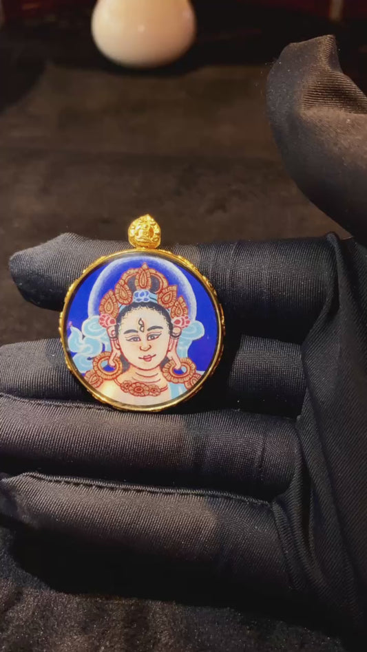 360-degree view of White Tara Tibetan mini thangka pendant with Lotus symbolism, double-sided hand-painted in 18K gold, crafted in Rebgong tradition
