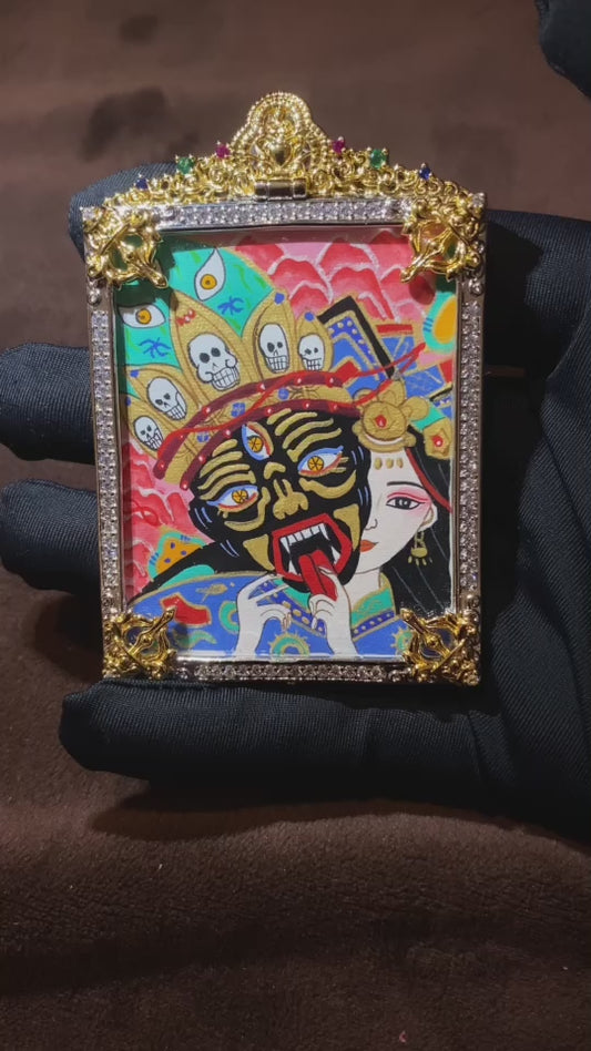 Video showcasing a hand-painted double-sided Tibetan thangka featuring Zaki Lhamo and Green Tara in a gold-plated copper gau box, highlighting front, side, and back details